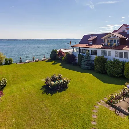 Seensucht - Direkt Am Bodensee In Mit Uneingeschraenktem Seeblick, Balkon & Seezugang Hagnau