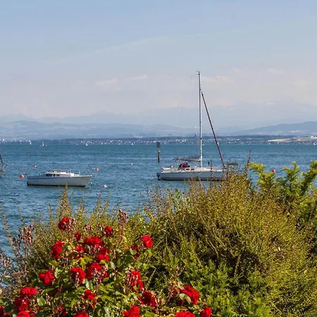 Seensucht - Direkt Am Bodensee In Mit Uneingeschraenktem Seeblick, Balkon & Seezugang Hagnau