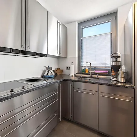 Apartamento Seensucht - Direkt Am Bodensee In Mit Uneingeschraenktem Seeblick, Balkon & Seezugang Hagnau