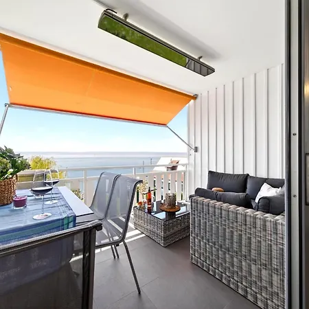 Apartamento Seensucht - Direkt Am Bodensee In Mit Uneingeschraenktem Seeblick, Balkon & Seezugang Hagnau